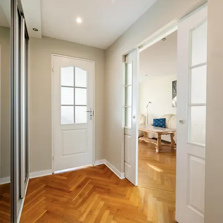 Msciwoja 5 By Homeprime Apartman *